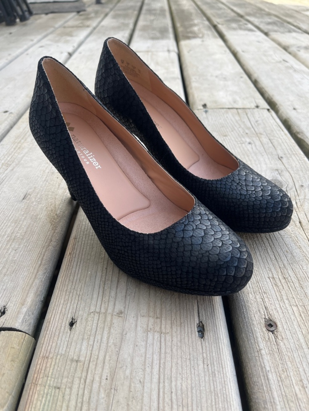 NWT Naturalizer Michelle Pump Heels Size 7